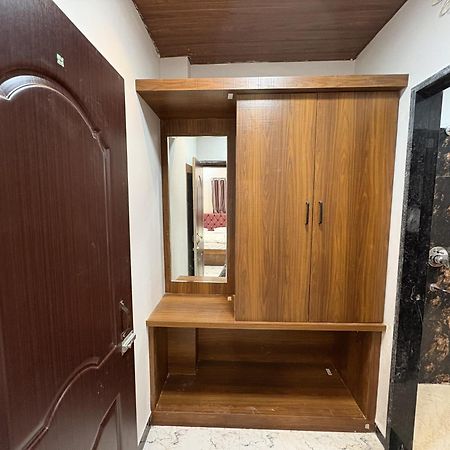 Shree Trilokeshwar Guest House Ujjain Ngoại thất bức ảnh