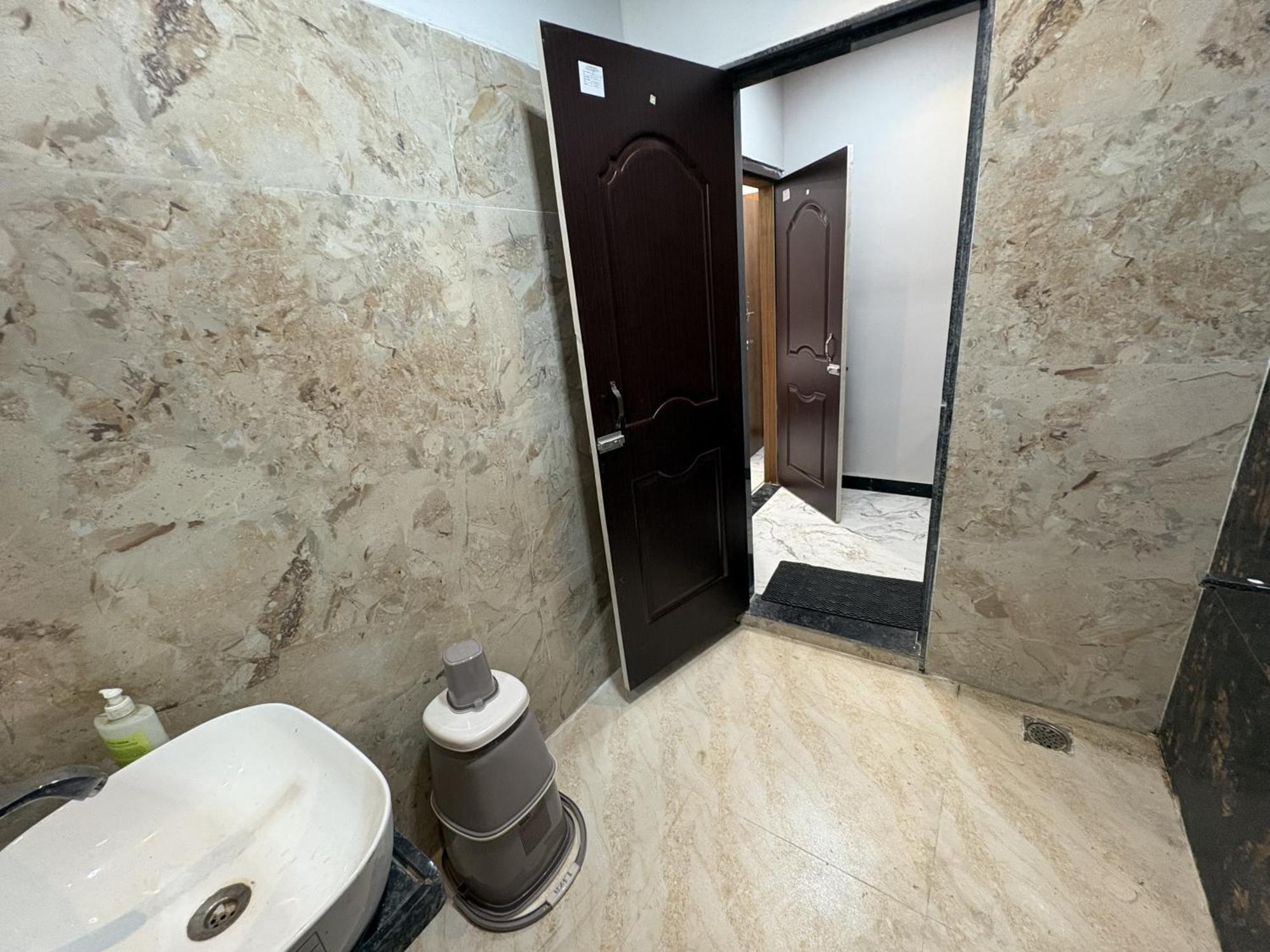 Shree Trilokeshwar Guest House Ujjain Ngoại thất bức ảnh